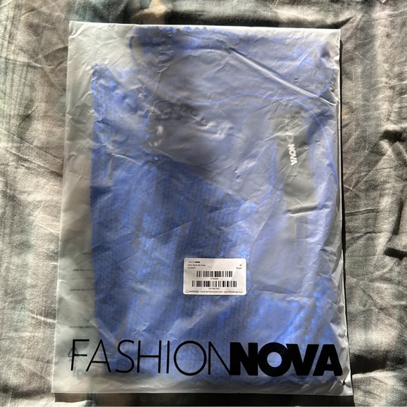Fashion Nova Jackie Sequin Mini Dress - Royal - NWT - Picture 3 of 4